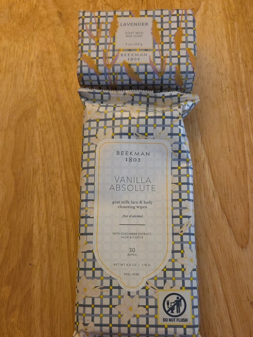 Beekman 1802 Vanilla Absolute Cleansing Wipes - Lavendar Bar Soap